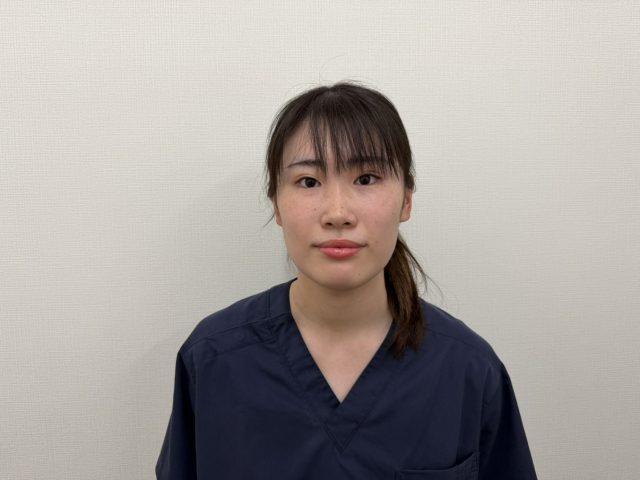 奈良場 菜音